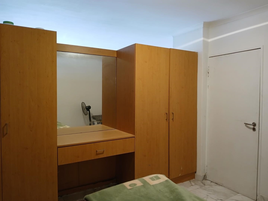 To Let 1 Bedroom Property for Rent in Woodstock Western Cape